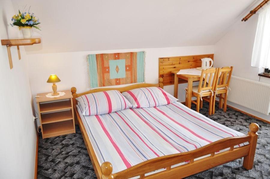 Hotel Jantar Ostrowo  Zewnętrze zdjęcie