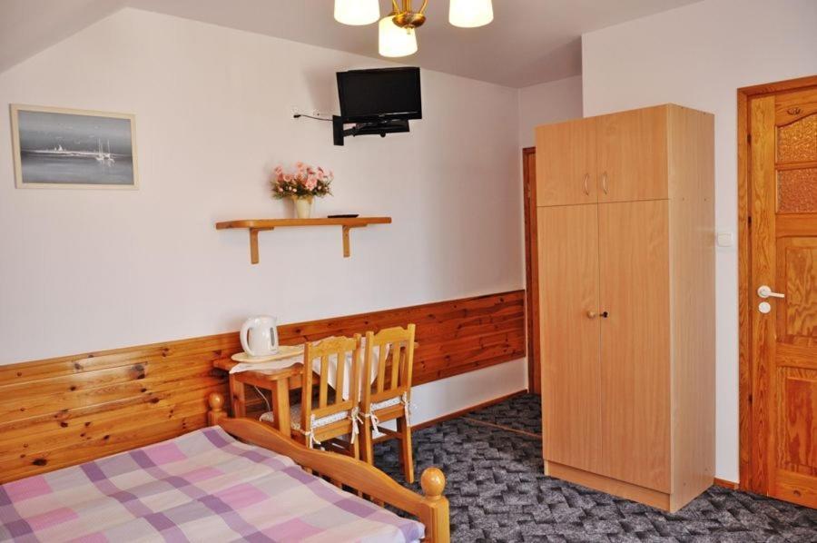 Hotel Jantar Ostrowo  Zewnętrze zdjęcie