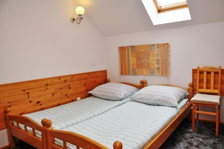 Hotel Jantar Ostrowo  Zewnętrze zdjęcie