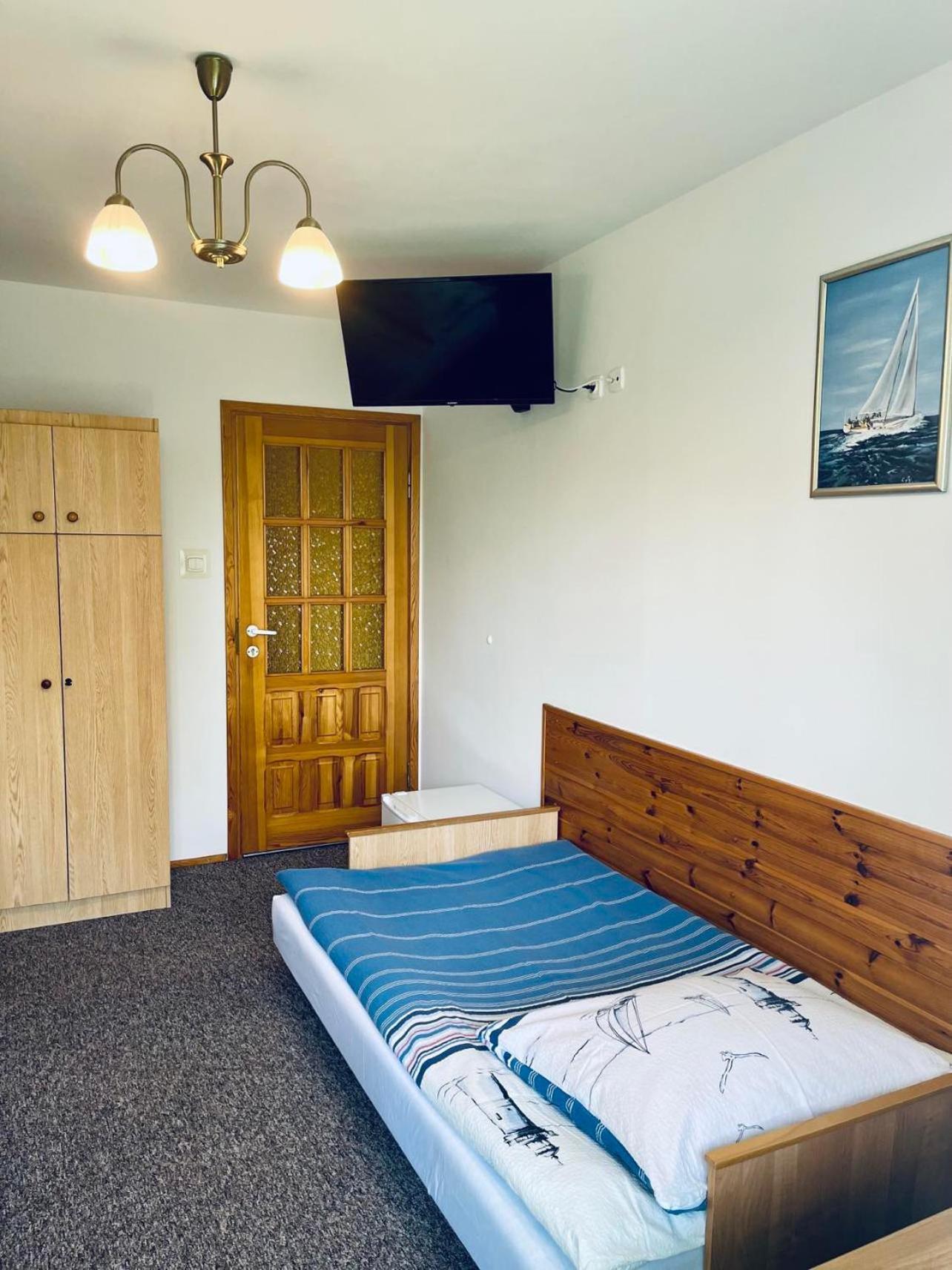 Hotel Jantar Ostrowo  Zewnętrze zdjęcie