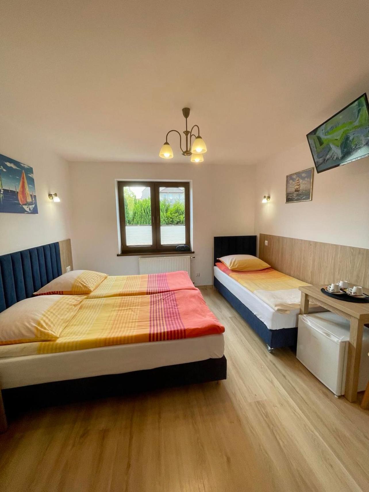 Hotel Jantar Ostrowo  Zewnętrze zdjęcie