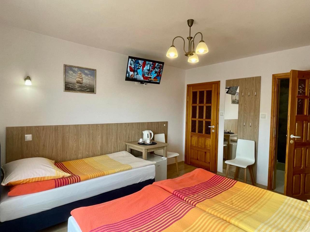 Hotel Jantar Ostrowo  Zewnętrze zdjęcie
