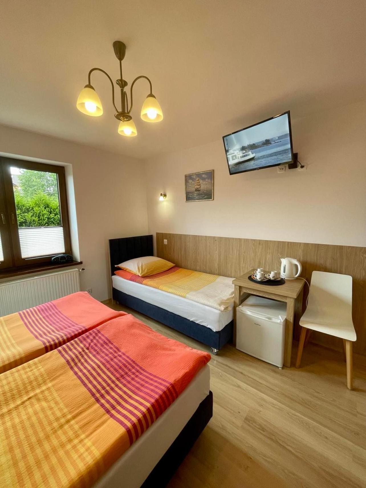 Hotel Jantar Ostrowo  Zewnętrze zdjęcie